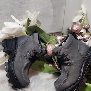 Dr Martens Grey Corran 3-Eye Suede Heeled women Boots  new